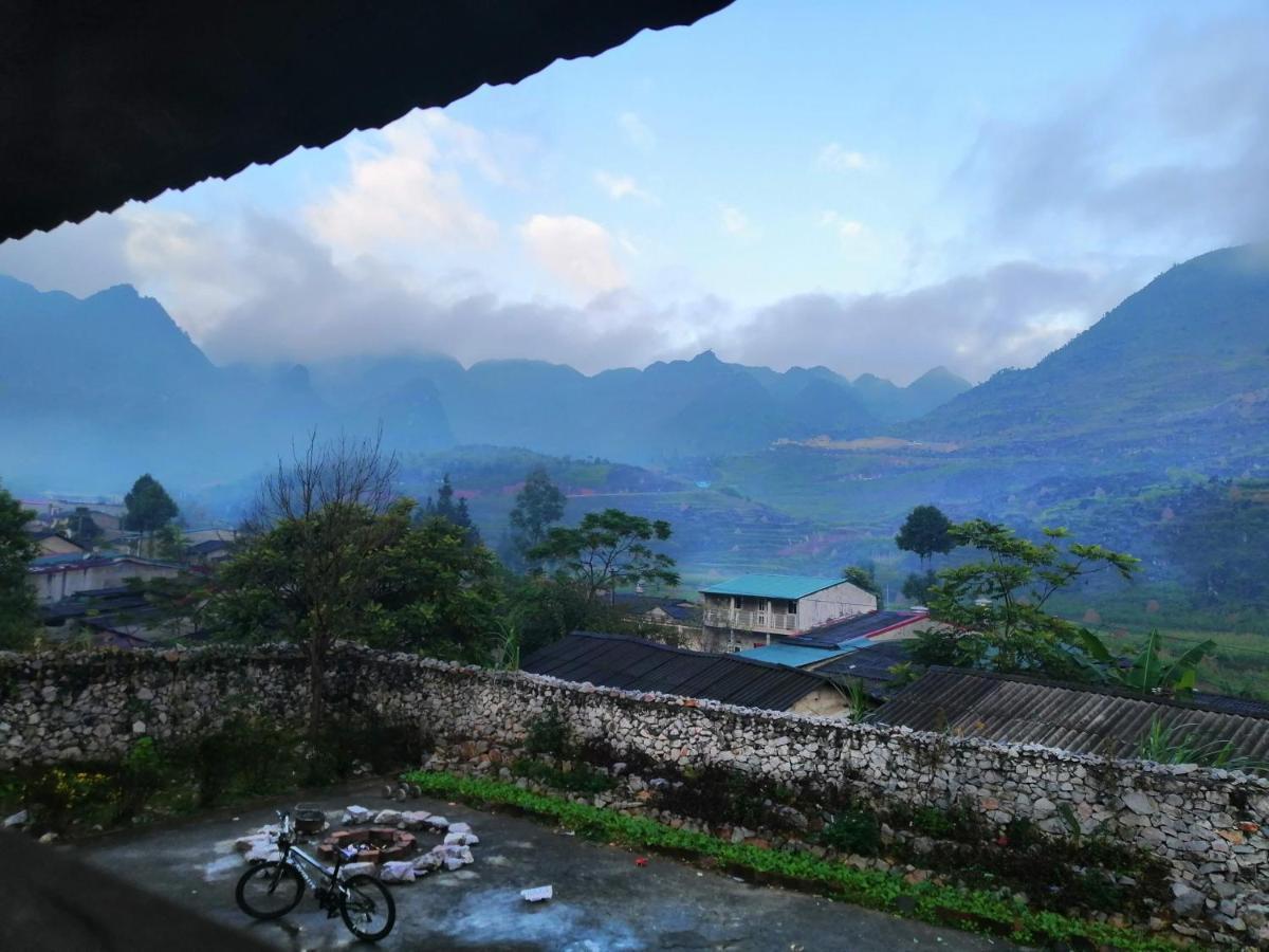 Lo Lo Homestay & Cafe Meo Vac Kültér fotó