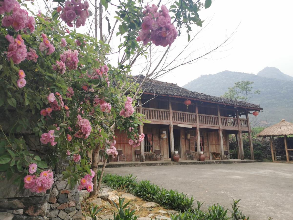 Lo Lo Homestay & Cafe Meo Vac Kültér fotó